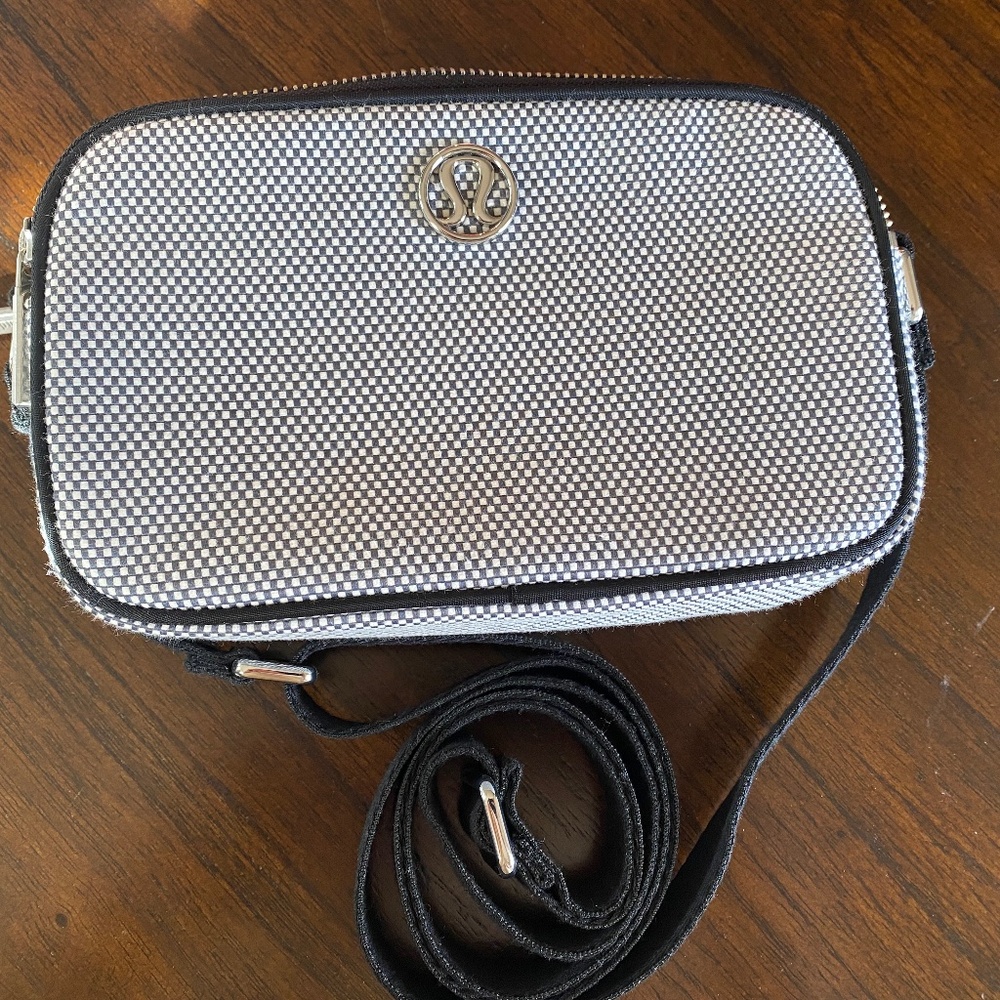 Lululemon Crossbody